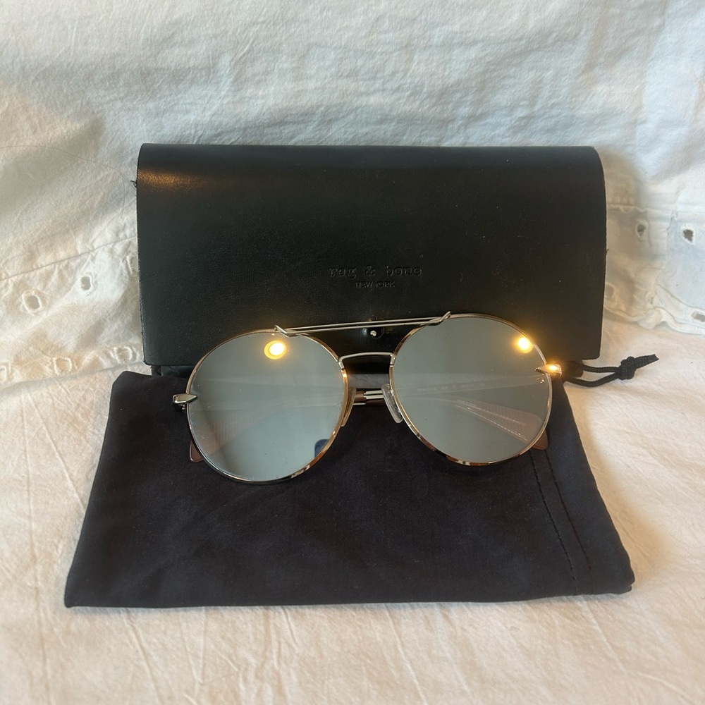 rag & bone Silver Round Women’s Sunglasses with Gray Mirrors